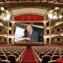 immagine di sala teatrale con lino conte