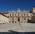 Piazzale d'ingresso alla Certosa.