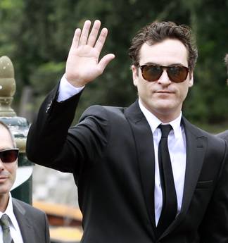 Joaquin Phoenix al suo arrivo al lido
